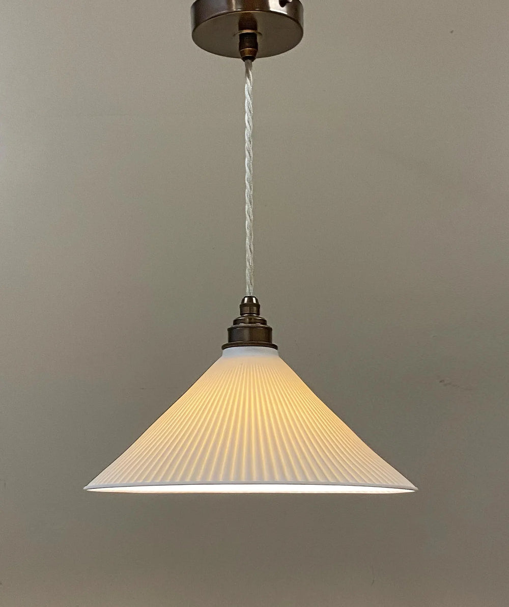Pleated Coolie Pendant Light (Second)